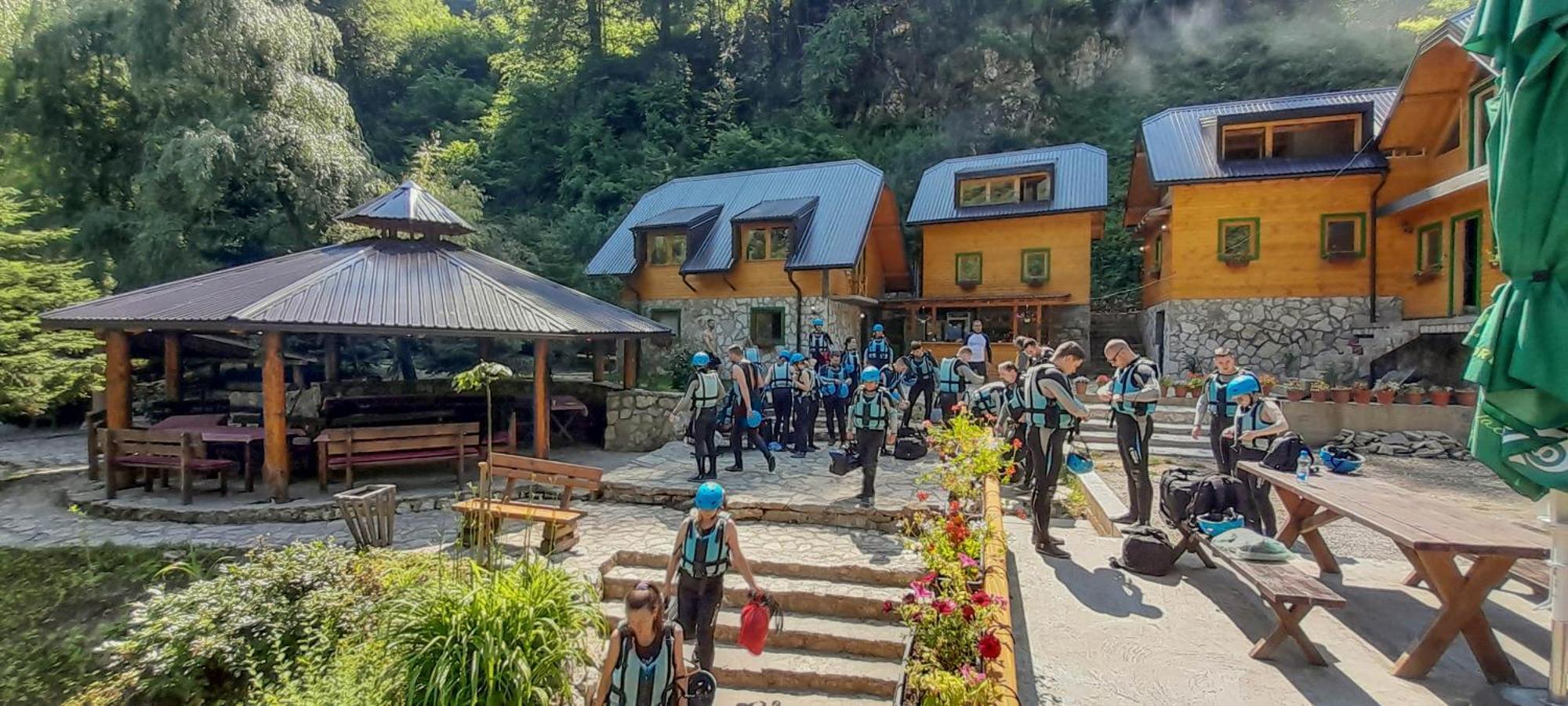 Hotel Rafting Camp Encijan Foca Zewnętrze zdjęcie