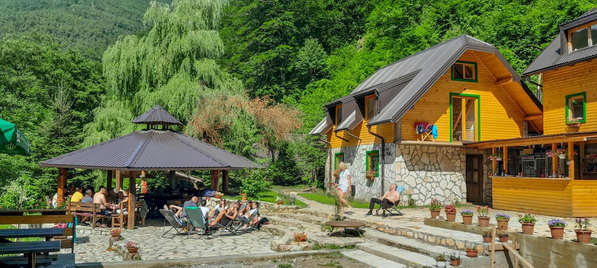 Hotel Rafting Camp Encijan Foca Zewnętrze zdjęcie